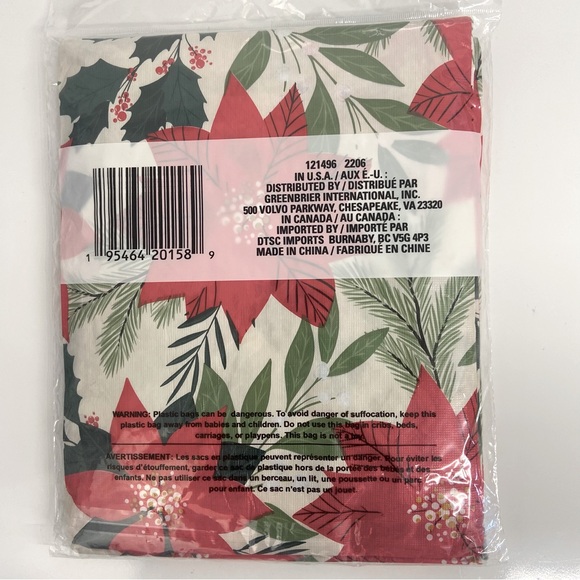 Two New In Package Christmas House 52” X 70” Table Clothes Poinsettias Holiday - Picture 3 of 5